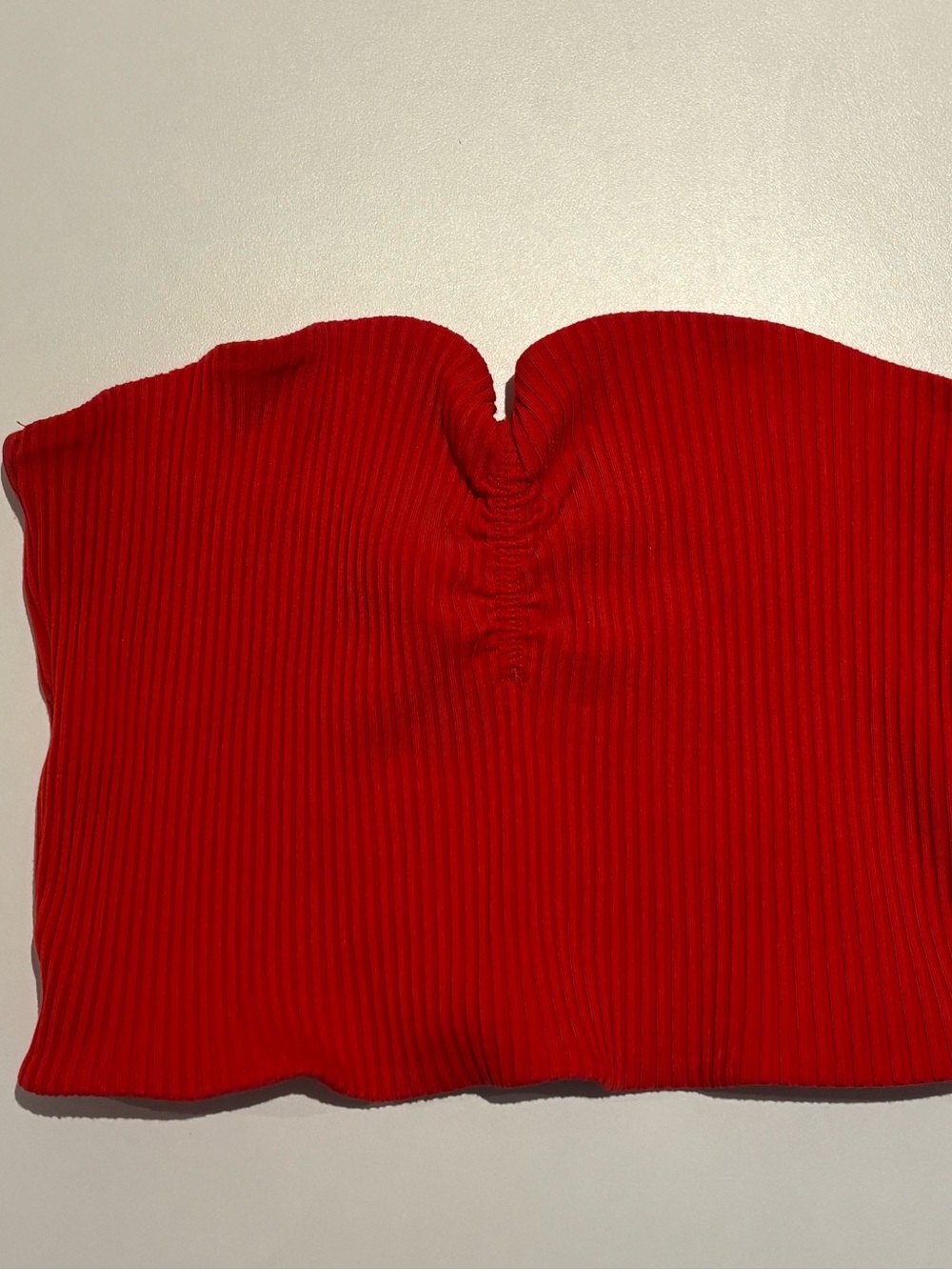 Wilfred Red Ribbed Strapless Tube Top with Center Ruched Detail